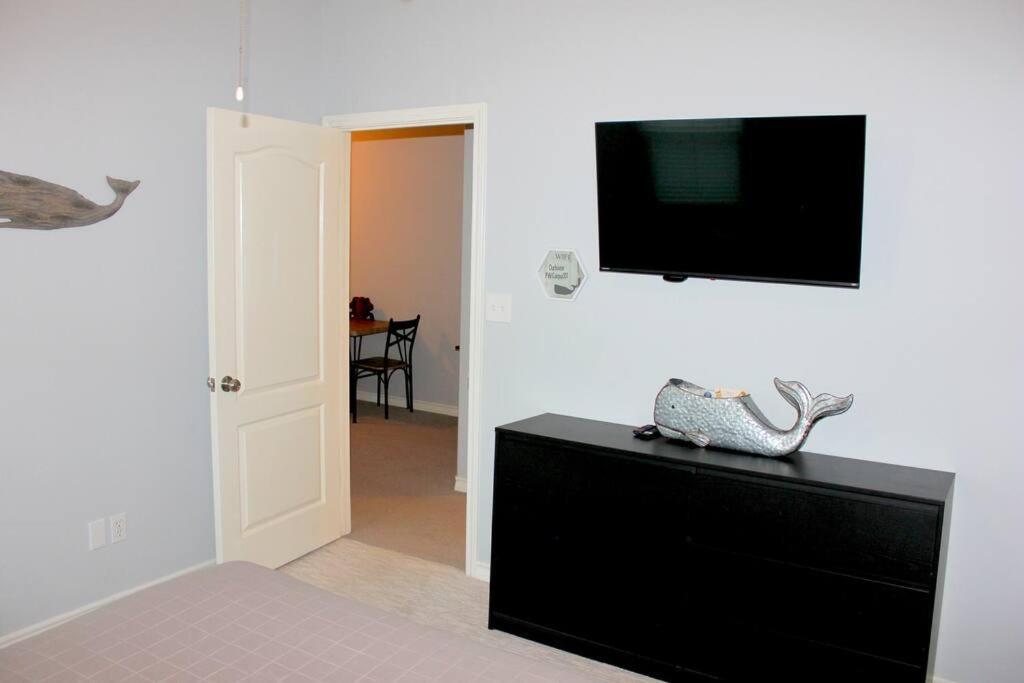 Spacious Home, Short Walk To Beach, Heated Pool! Corpus Christi Exterior photo